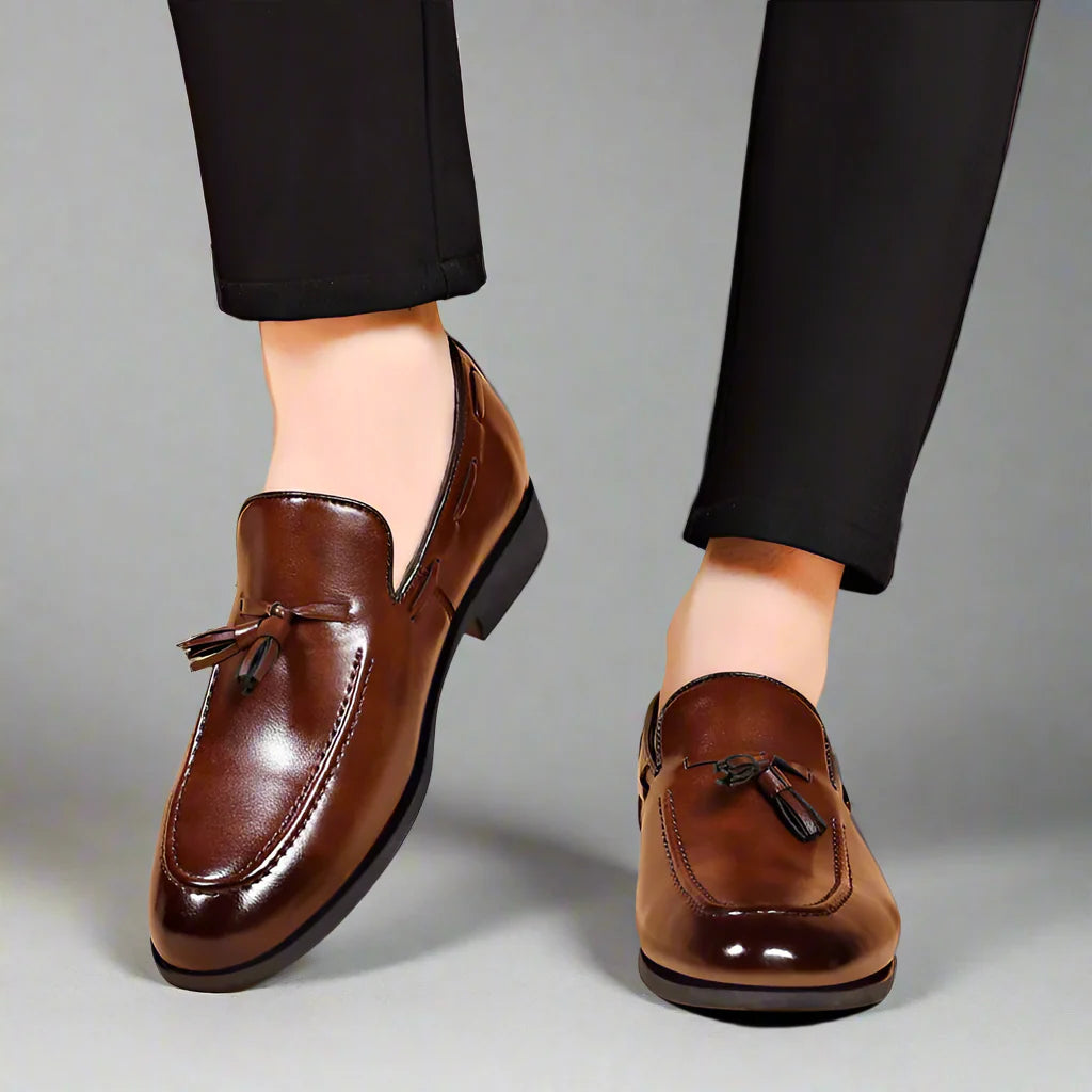 Vesari Tassel Loafers