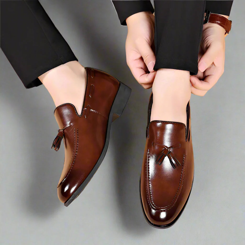 Vesari Tassel Loafers