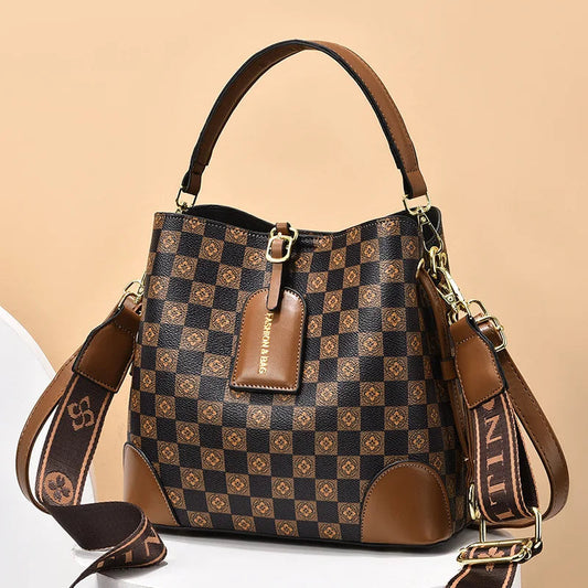 Cara Aida Crossbody Bag